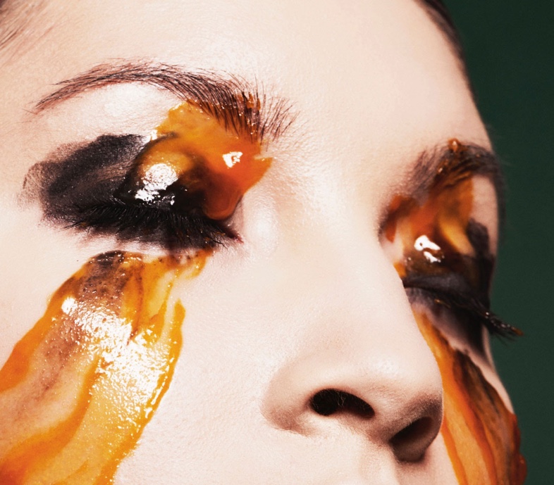 Orden Eye Makeup